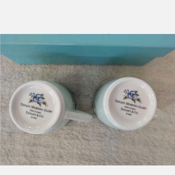 Tiffany & Co. Set of 2 Morning Glory floral bone china mugs NIB - Picture 3 of 8